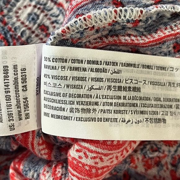 Hollister size L cold shoulder gauzy top with double v-neck & bell sleeves EUC - Picture 12 of 14